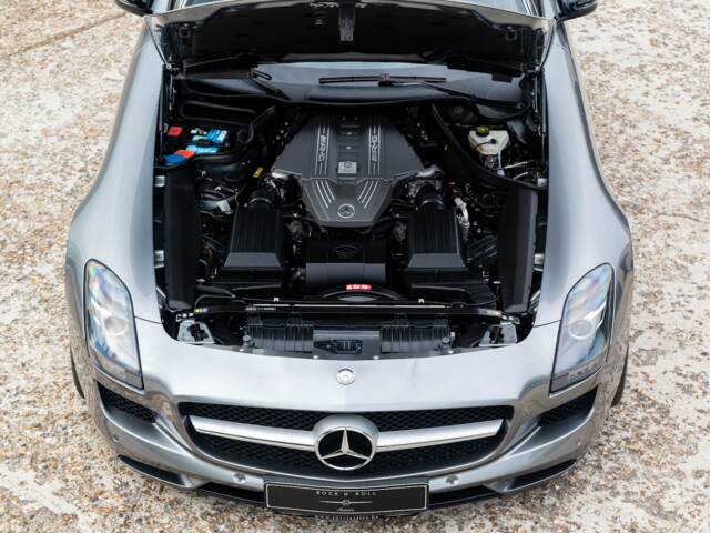 Mercedes-Benz SLS AMG