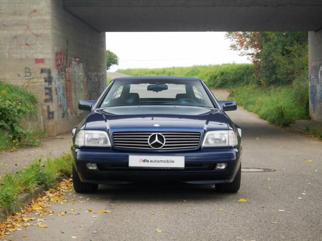 Mercedes-Benz SL 320