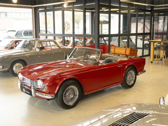 Triumph TR 4