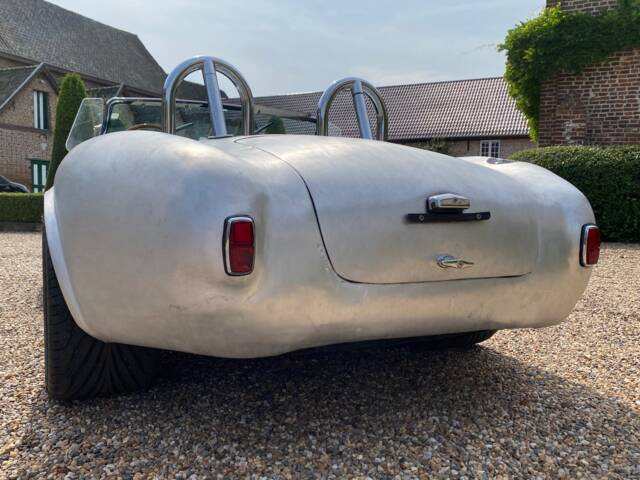 AC Cobra 427