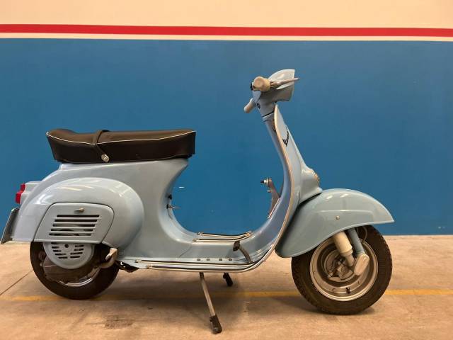 Piaggio Vespa 90