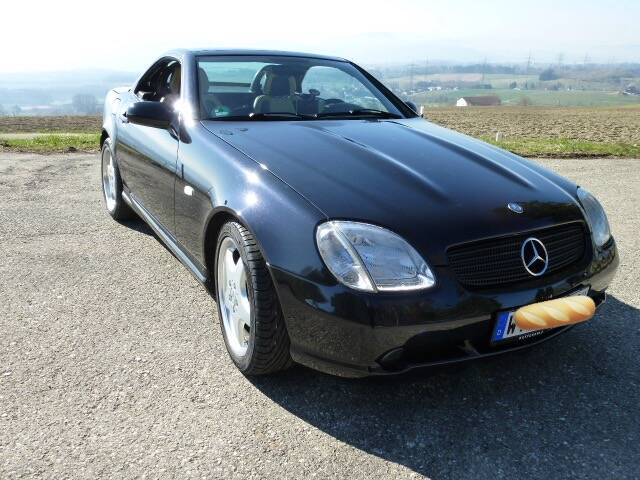 Immagine 1/53 di Mercedes-Benz SLK 230 Kompressor (1999)