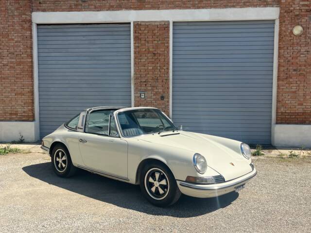 Porsche 911 2.4 T