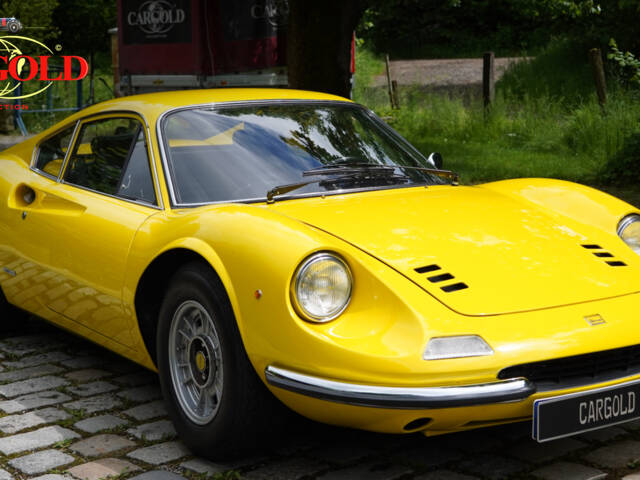 Image 1/16 of Ferrari Dino 246 GT (1971)