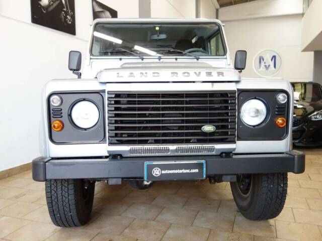 Land Rover Defender 90