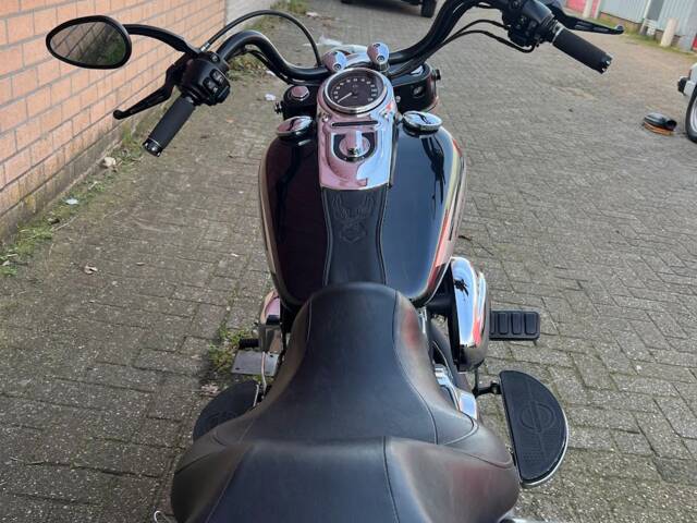 Harley-Davidson FLD Dyna Switchback