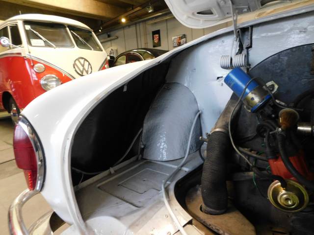 Volkswagen Karmann Ghia 1200