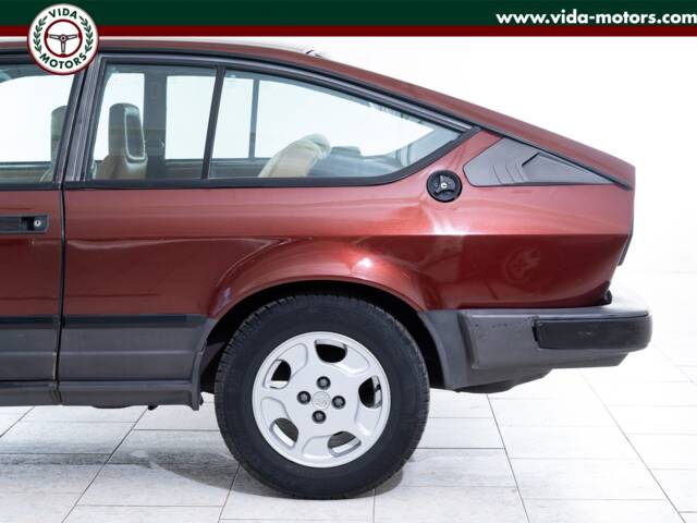 Alfa Romeo GTV 2.0