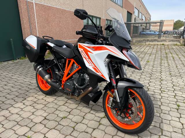 KTM 1290 Super Duke R