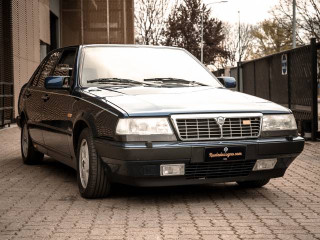 Image 1/43 de Lancia Thema 8.32 (1987)