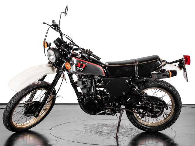 Bild 1/39 von Yamaha DUMMY (1983)