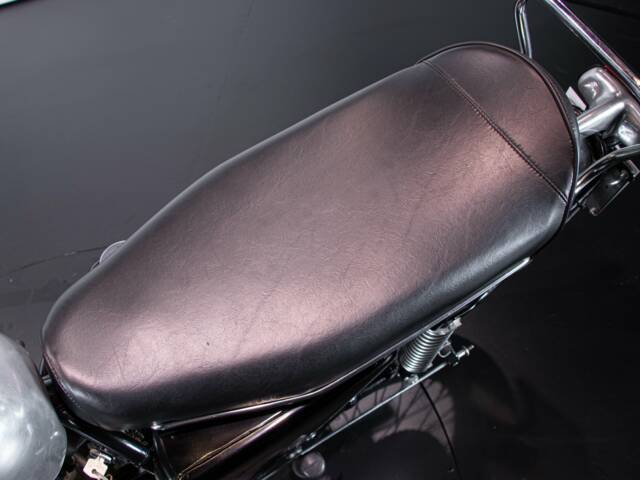 BSA B 44 Victor Grand Prix