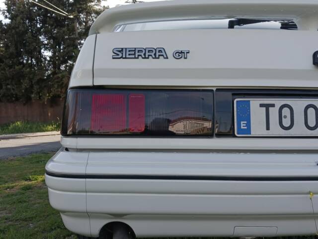 Ford Sierra 2.0