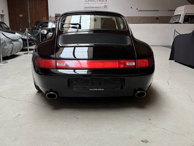 Porsche 911 Carrera 4