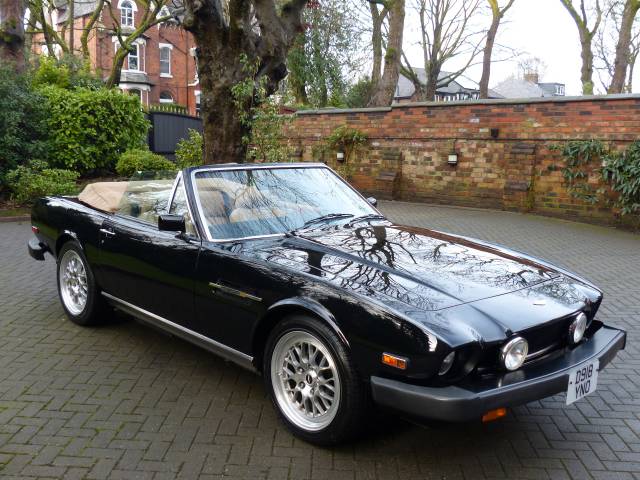 Aston Martin V8 EFi Volante