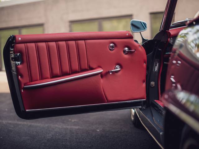 Mercedes-Benz 190 SL