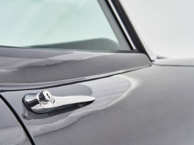 Jaguar E-Type 4.2