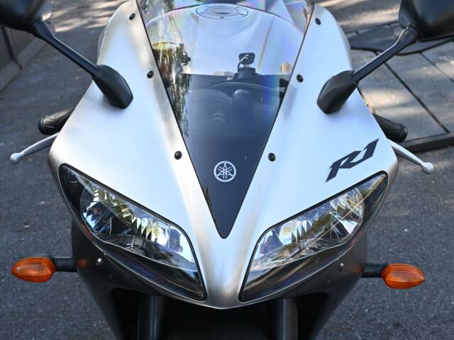 Yamaha YZF-R1