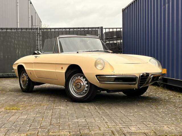 Immagine 1/7 di Alfa Romeo 1600 Spider Duetto (1967)