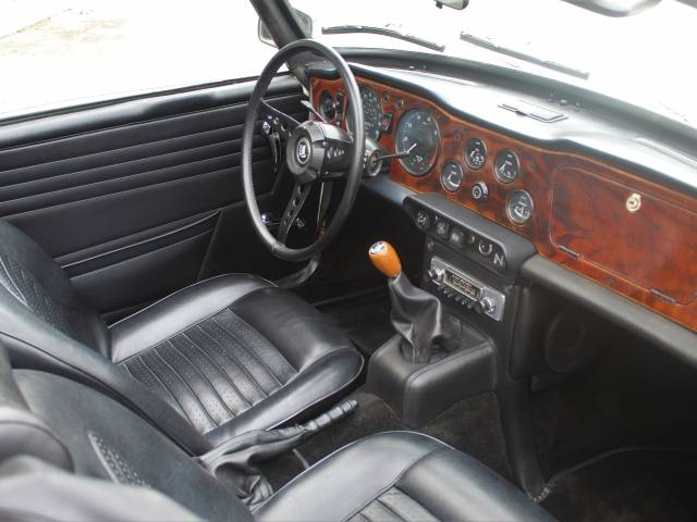 Triumph TR 6 PI
