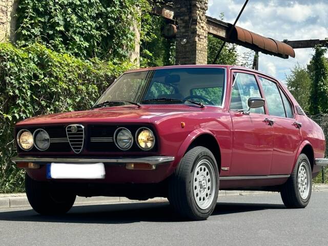 Imagen 1/39 de Alfa Romeo Alfetta 1.8 (1974)