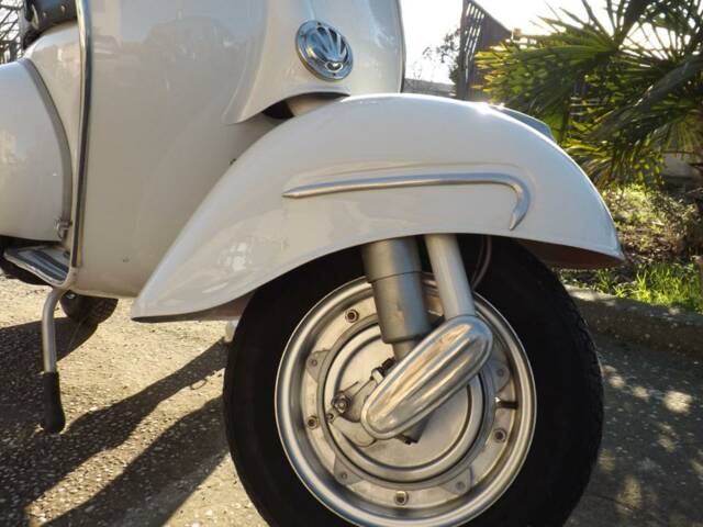 Piaggio Vespa 160 GS