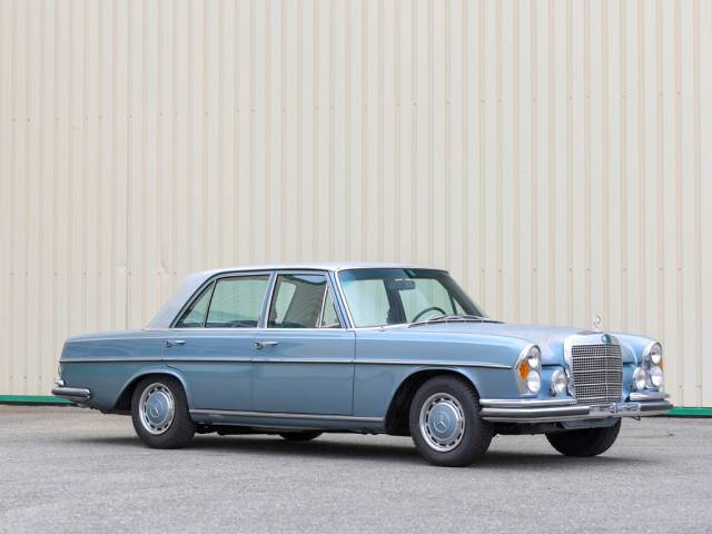 Image 1/32 of Mercedes-Benz 280 SE 3,5 (1971)