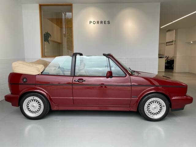 Immagine 1/11 di Volkswagen Golf I Cabrio 1.8 (1990)