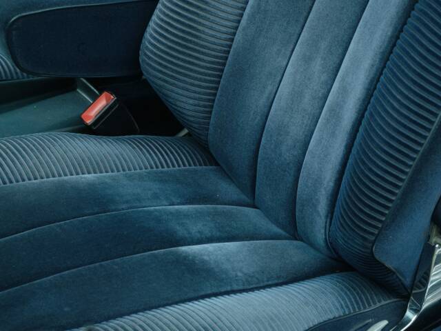Mercedes-Benz 500 SLC