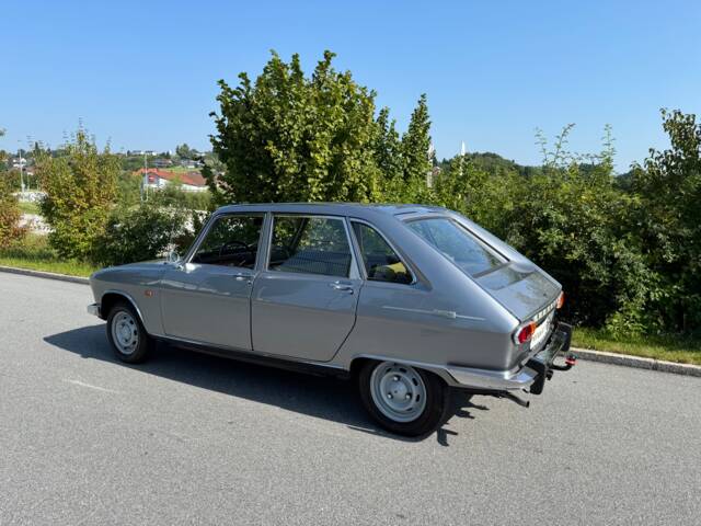 Renault R 16