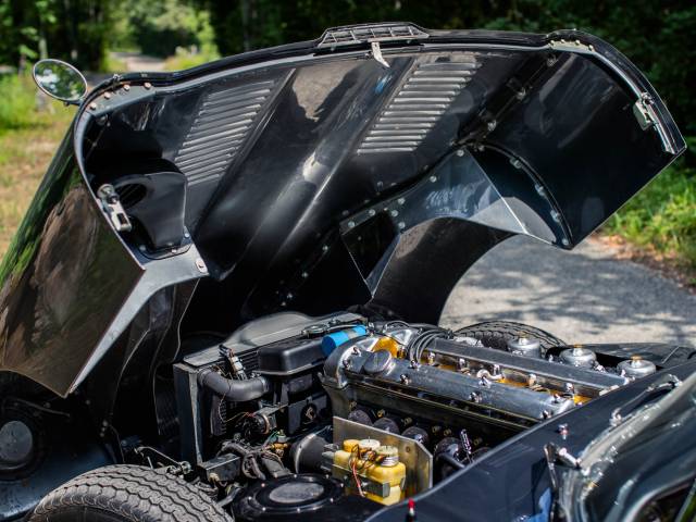 Jaguar E-Type 3.8