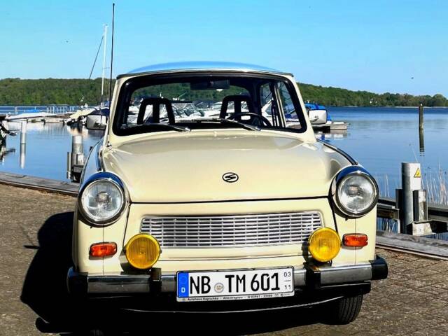 Image 1/20 of Trabant 601 S de Luxe (1989)