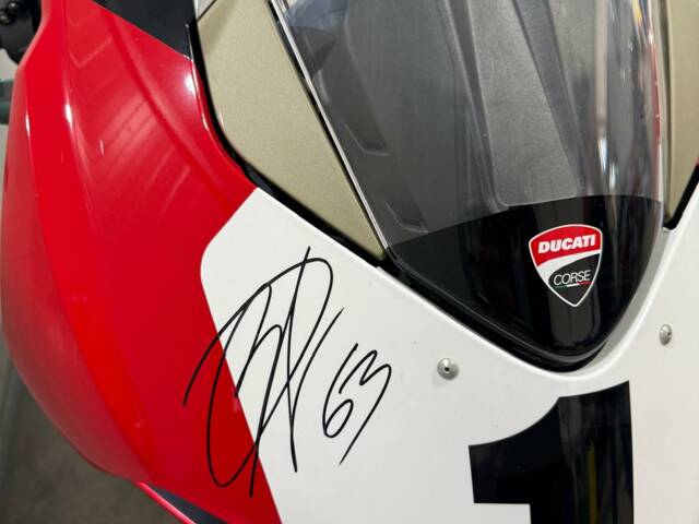 Ducati Panigale V4 R