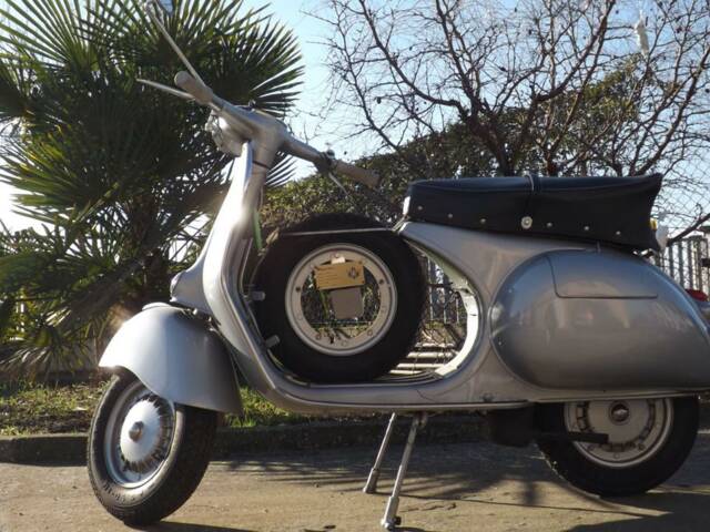 Piaggio Vespa 150 GS