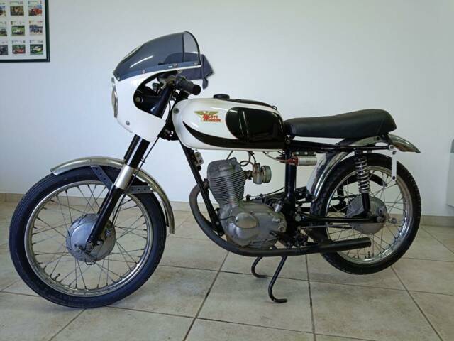 Moto Morini Corsaro 125