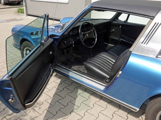 Porsche 911 2.4 T