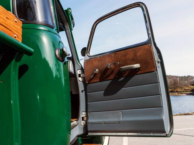 Chevrolet 3100 ½-ton Stepside