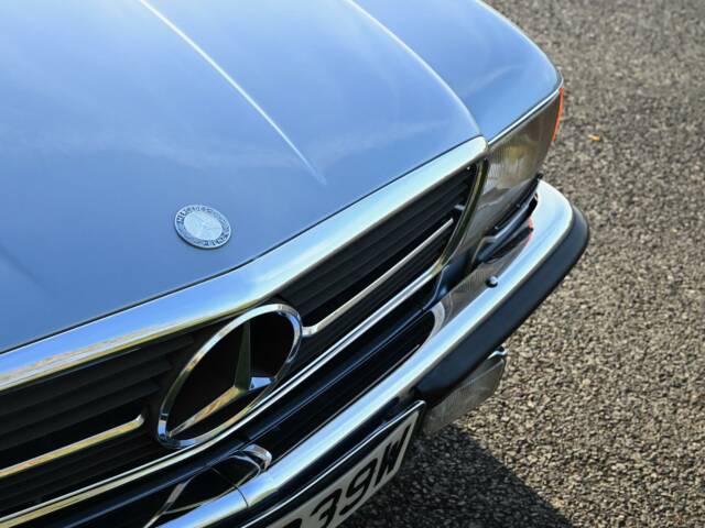 Mercedes-Benz 380 SL