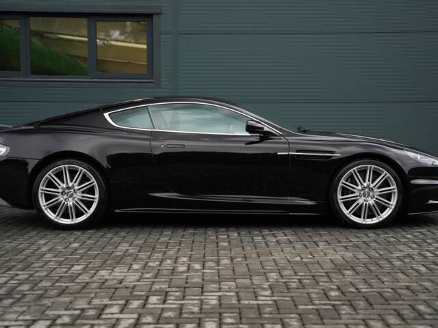 Aston Martin DBS