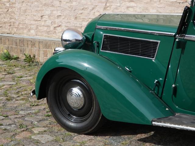BMW 329