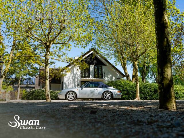 Porsche 911 Carrera