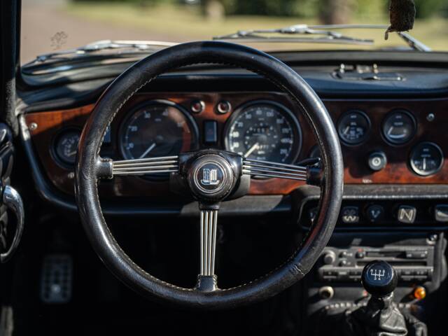 Triumph TR 250