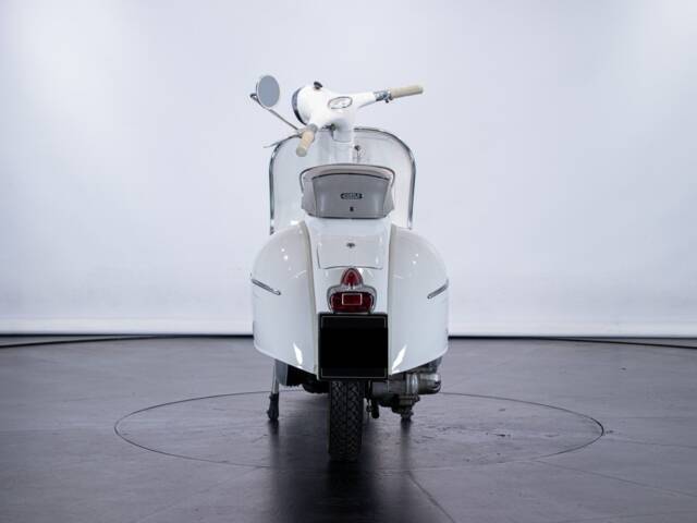 Piaggio Vespa 160 GS