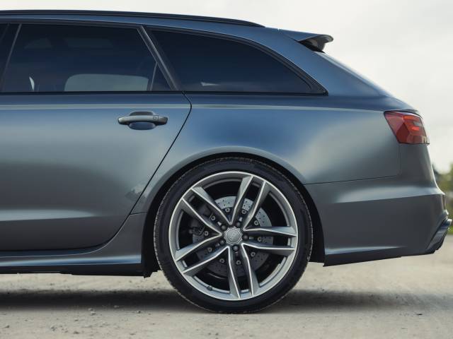 Audi RS6 Avant