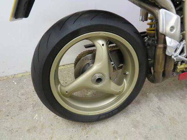 Ducati 916 Strada