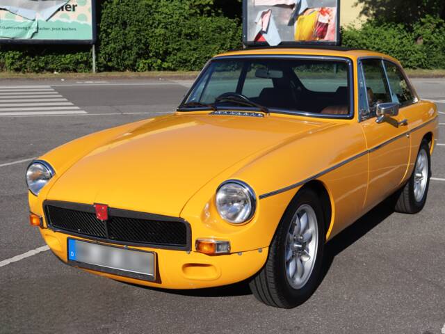 Image 1/19 of MG MGB GT (1978)