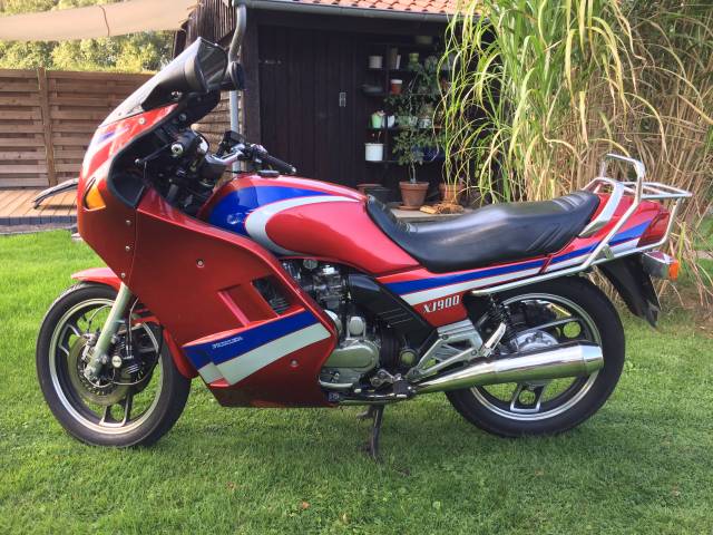 Bild 1/8 von Yamaha DUMMY (1983)