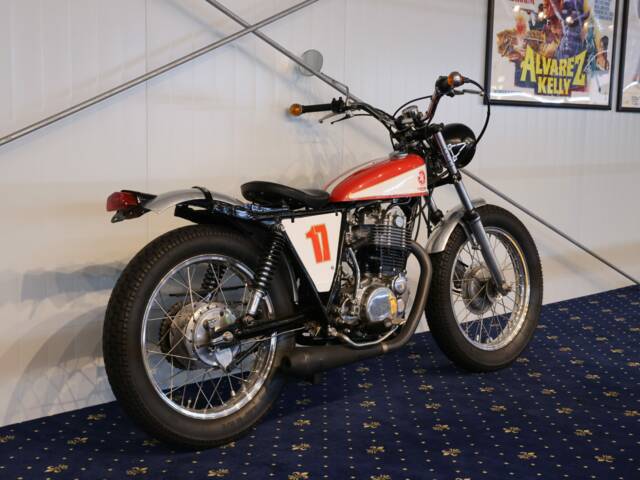 Yamaha SR500