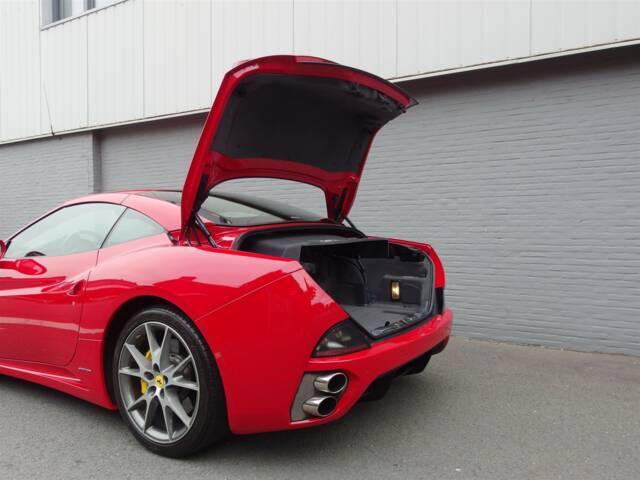 Ferrari California 30