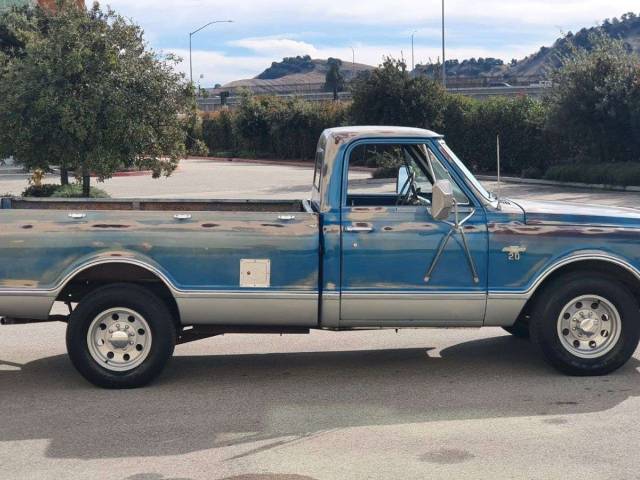 Chevrolet C 20